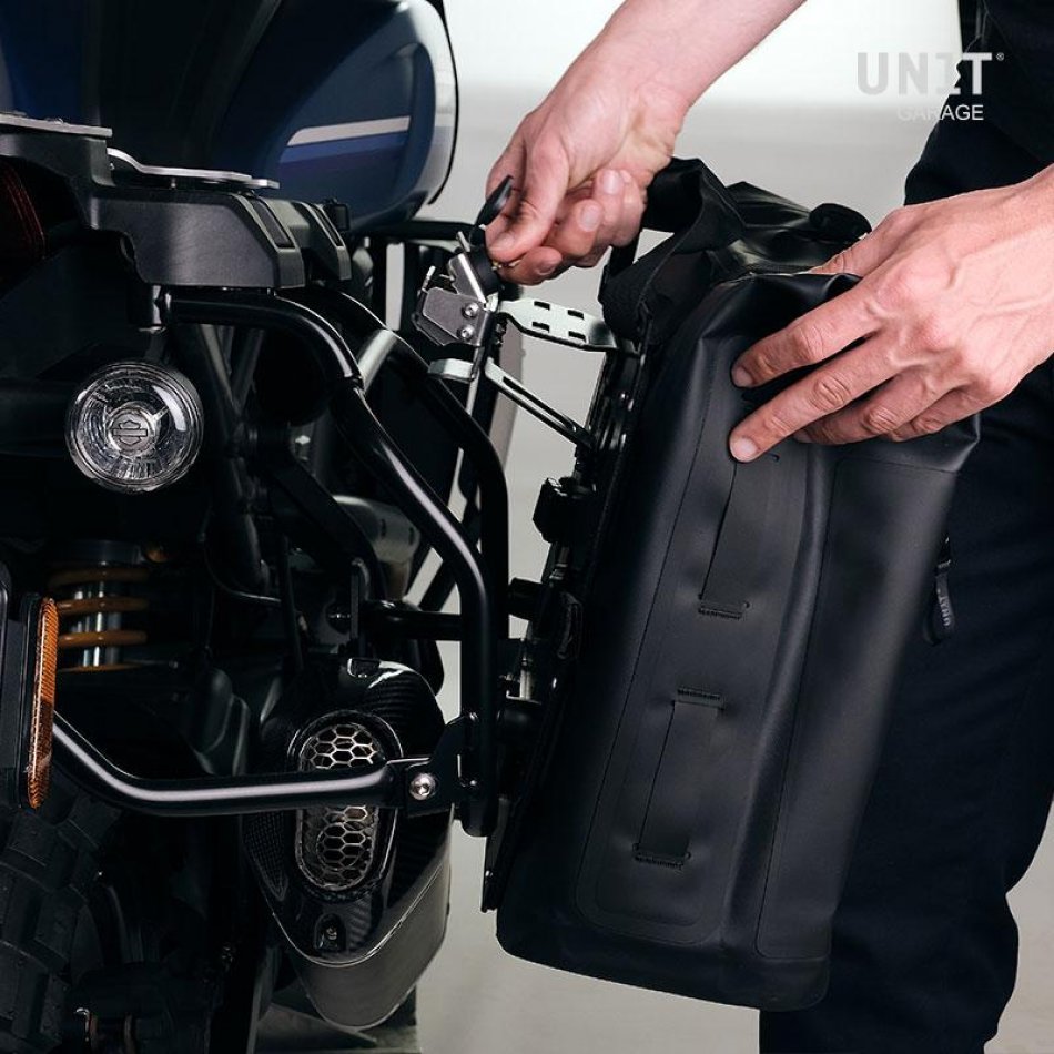 2 Bolsas Khali 35L & 45L + Soportes Ducati Desert | 8231747846410