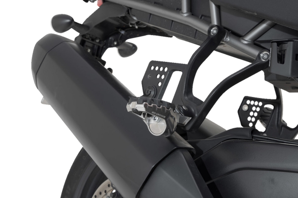 Evo Pillion Footrest Kit | 16202365