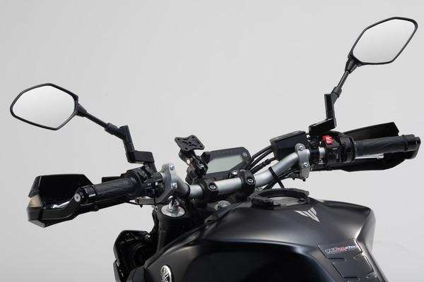 Universal Mount Kit Gps P | 6030851