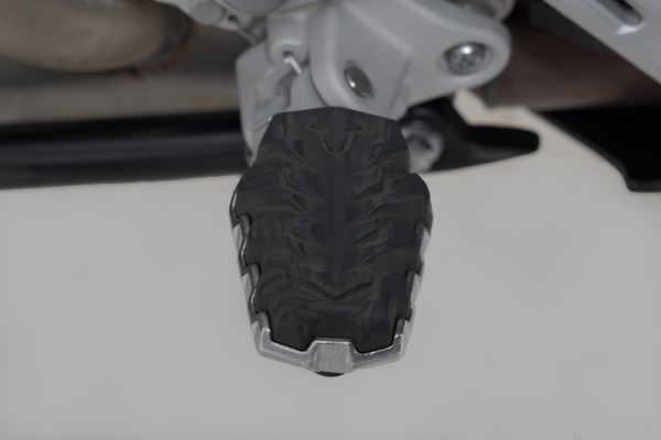 Evo Footrest Kit | 16202463