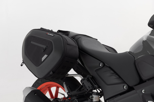Pro Blaze H Saddlebag Set | 35011940