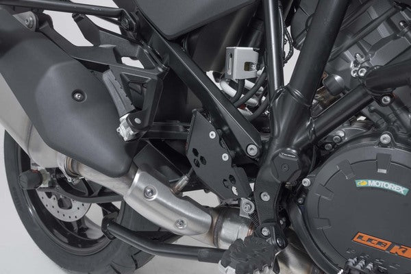 Brake Cylinder Guard | 17310753